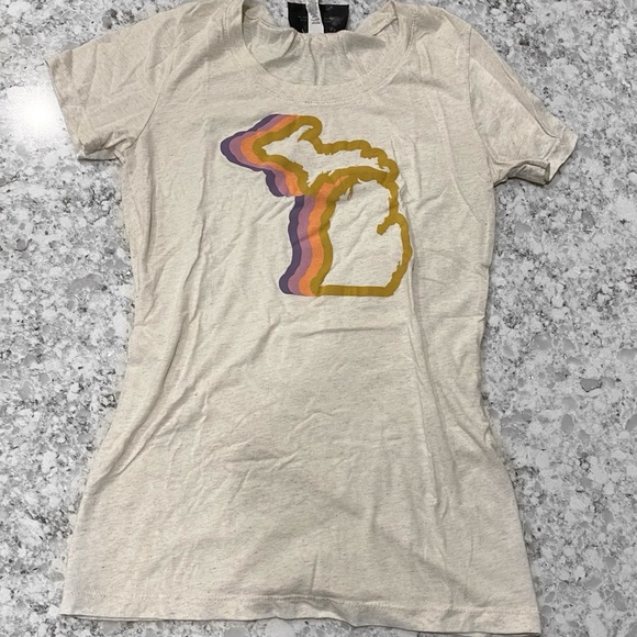 Enjoy Michigan Tee - Picture 1 of 3